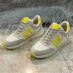 DKNY Women's OAKS LOGO Lace Up Lifestyle Casual Shoes Beige/Yellow Sneakers